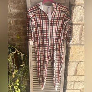 Fabletics Kids Unisex Holiday One-piece Plaid Pajamas Size Medium.